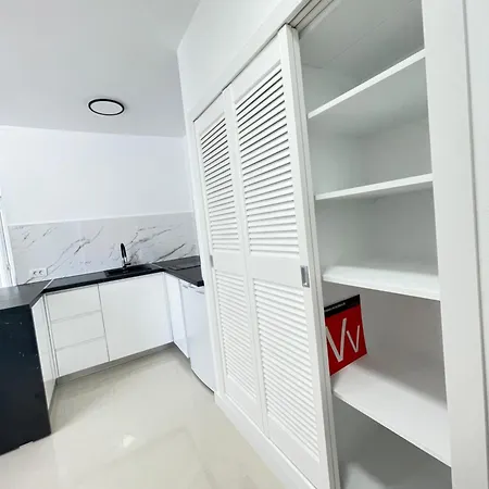 Royal View - Cristianos 아파트